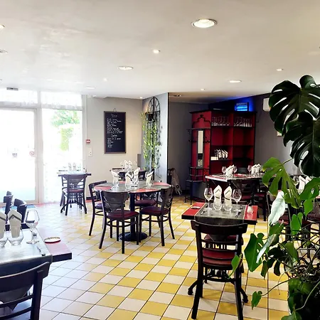 Des Lacs Bleus Hotel