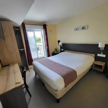 Des Lacs Bleus Hotel Clérac