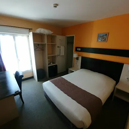 Hotel Des Lacs Bleus Clérac